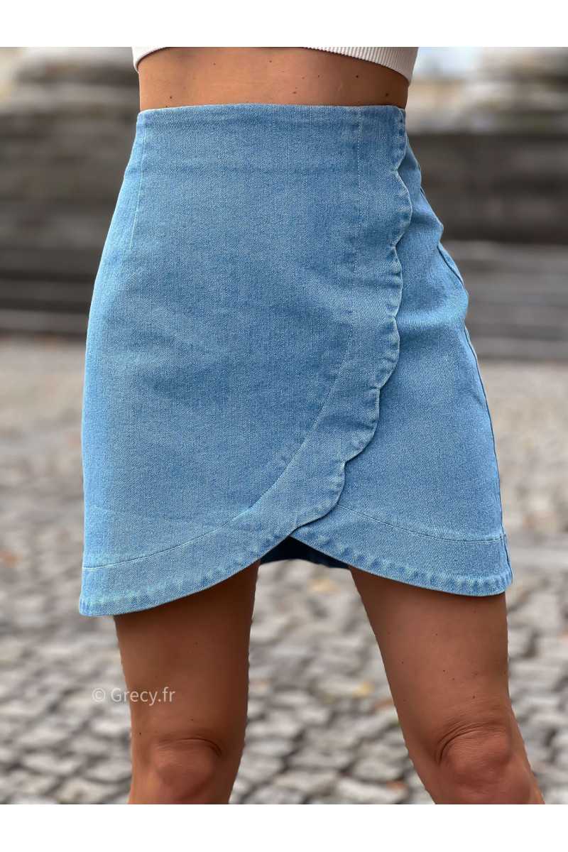 jupe en jean bleu courte automne 2023 mode tendance blogueuse zara mango hiver confort doux grecy