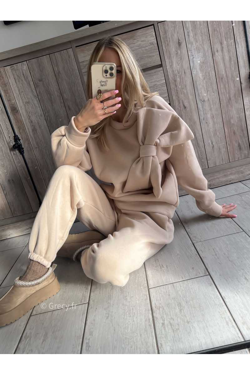 ensemble jogging sweat gros noeud beige pull mode tendance chic grecy outfit ootd