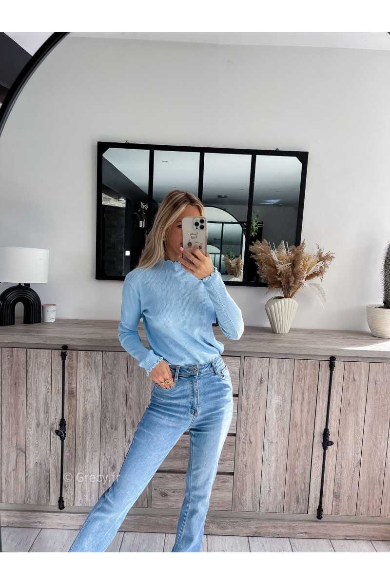 pull col montant fin bleu ciel clair pastel tendance mode printemps 2024 grecy outfit ootd look