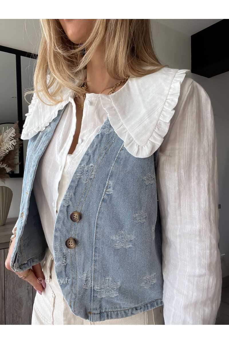 gilet veste sans manches boléro Denim jean fleuri grecy outfit look ootd mode tendance printemps 2024