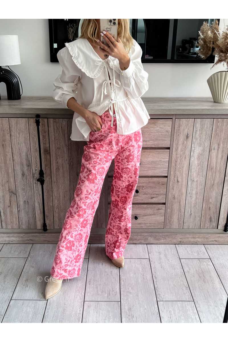 jean pantalon fleuri rose pastel tendance mode printemps 2024 grecy outfit ootd look