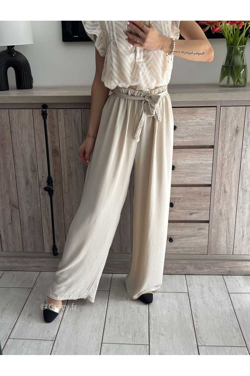 Pantalon fluide beige mode grecy tendance printemps été 2024 mariage baptème ootd fluide cérémonie chic