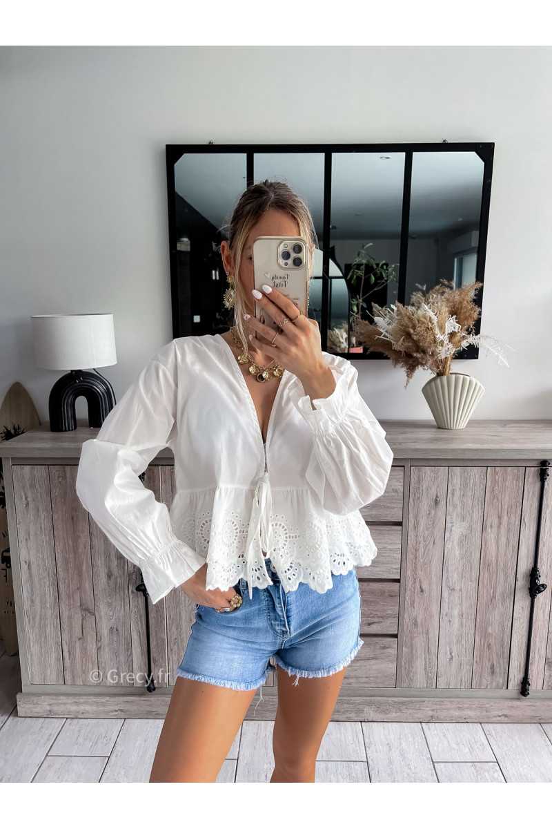 blouse blanche noeud broderie anglaise volants manches longues printemps été 2024 mode look ootd outfit grecy