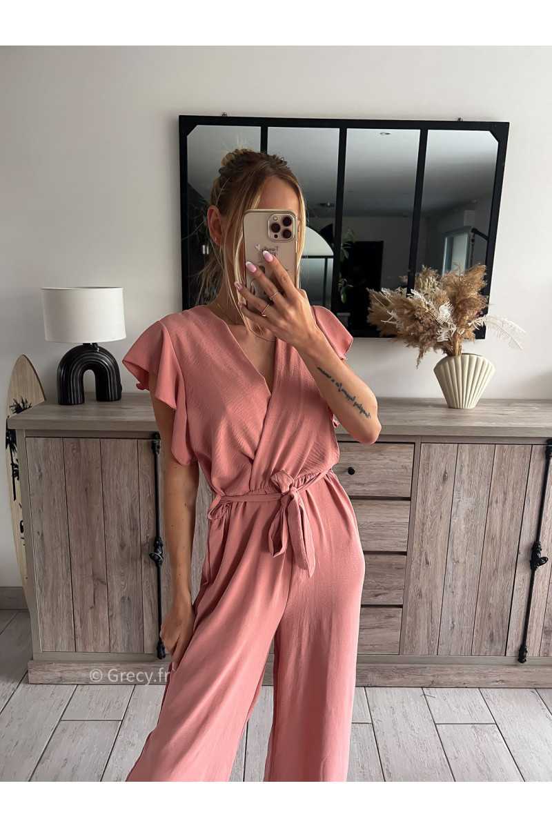 Combinaison pantalon fluide vieux rose grecy mode ootd outfit look printemps été 2024 mariage cérémonie chic