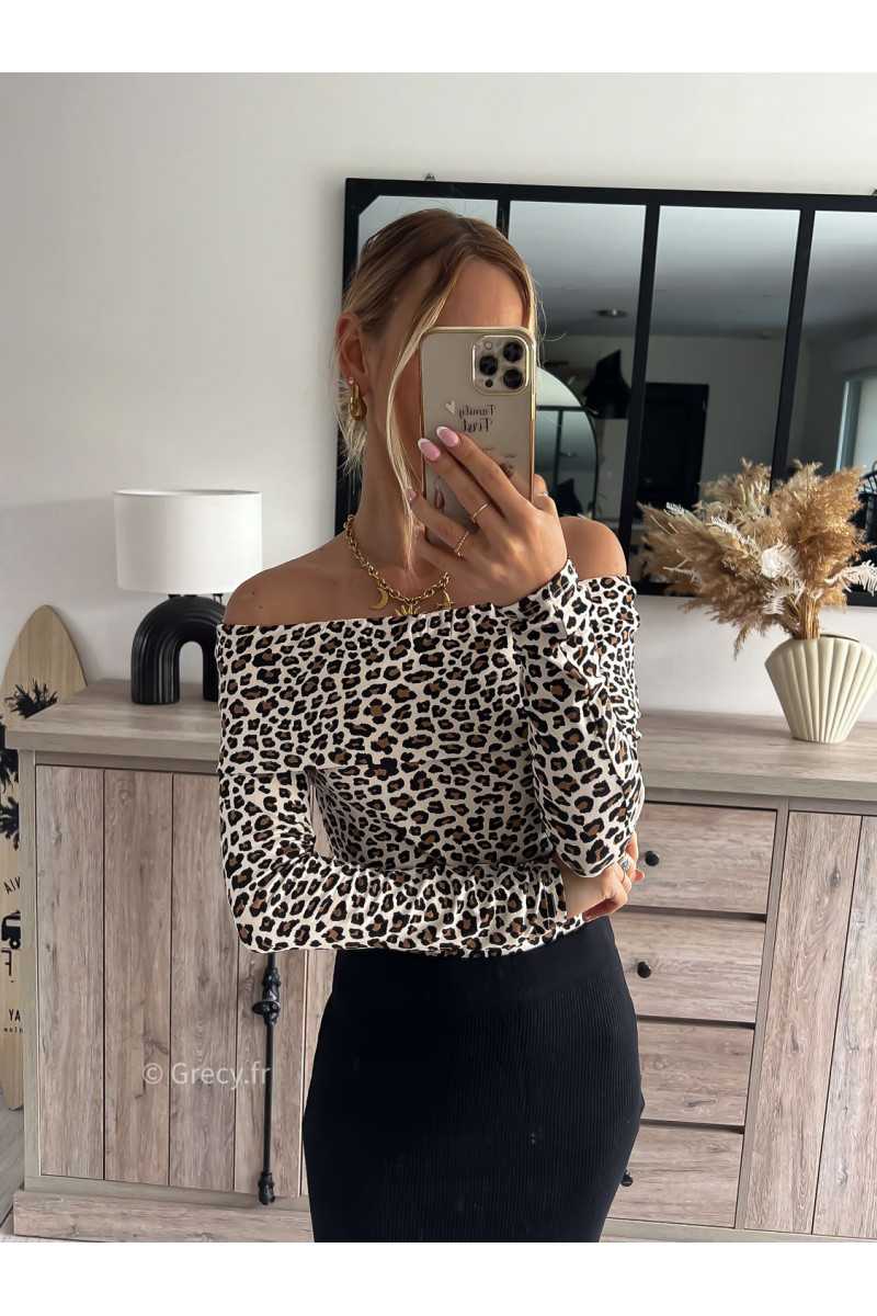 top pull leopard col bardot épaules dénudées printemps été 2024 mode tendance look grecy