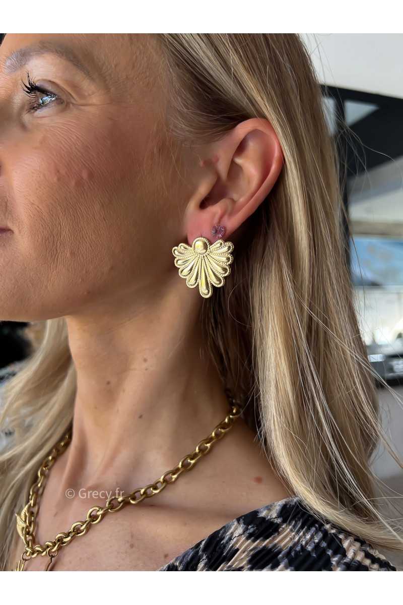 Boucles d'oreilles coquillages dorés or acier inoxydable légères bijoux tendances grecy été 2024