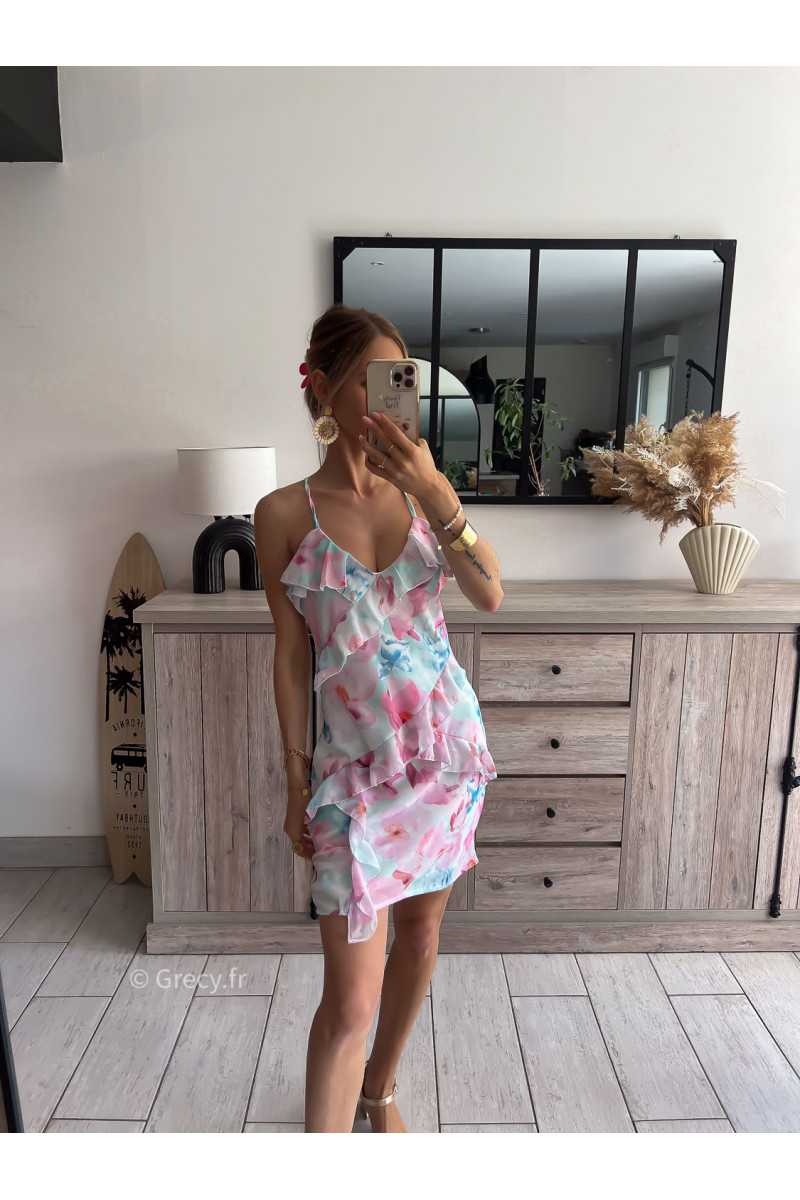 robe courte bleu et rose volants bretelles dos ouvert sexy chic soirée mode tendance look grecy été 2024