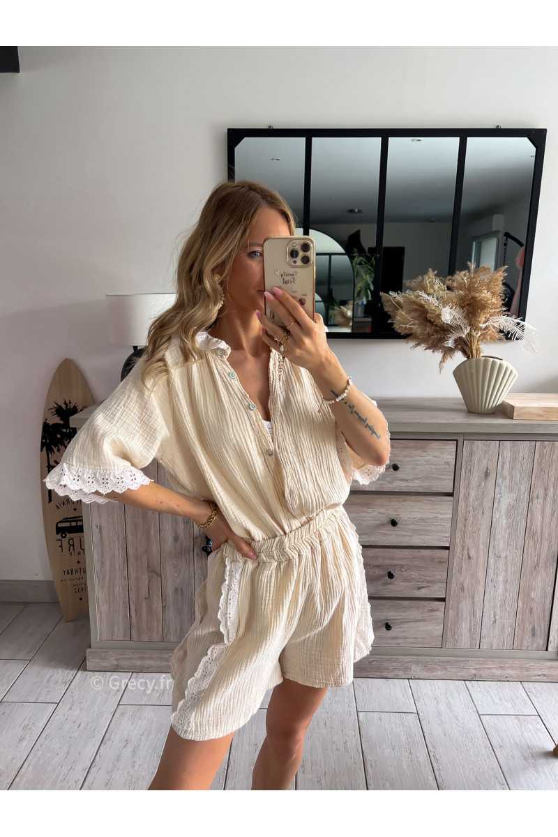 ensemble short chemise gaze de coton beige dentelles grecy printemps été 2024 fluide léger mode look ootd
