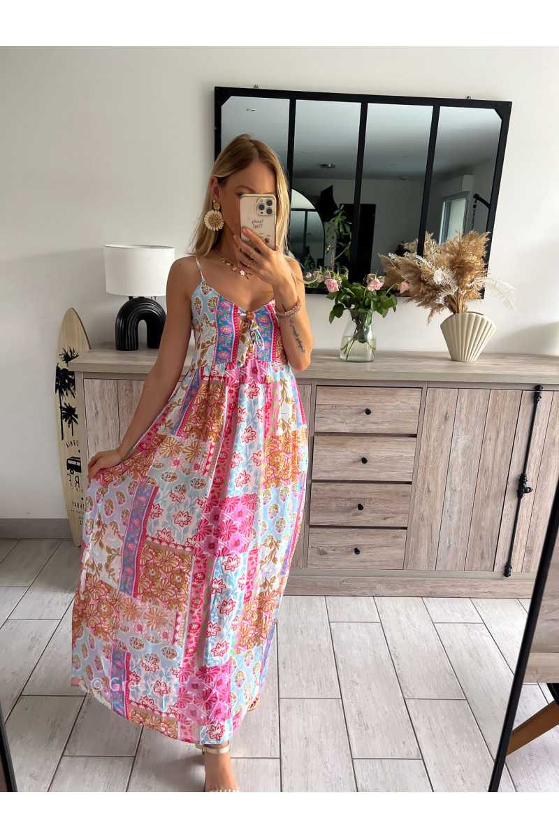 robe longue fleurie rose bleu bretelles grecy mode tendance look été 2024