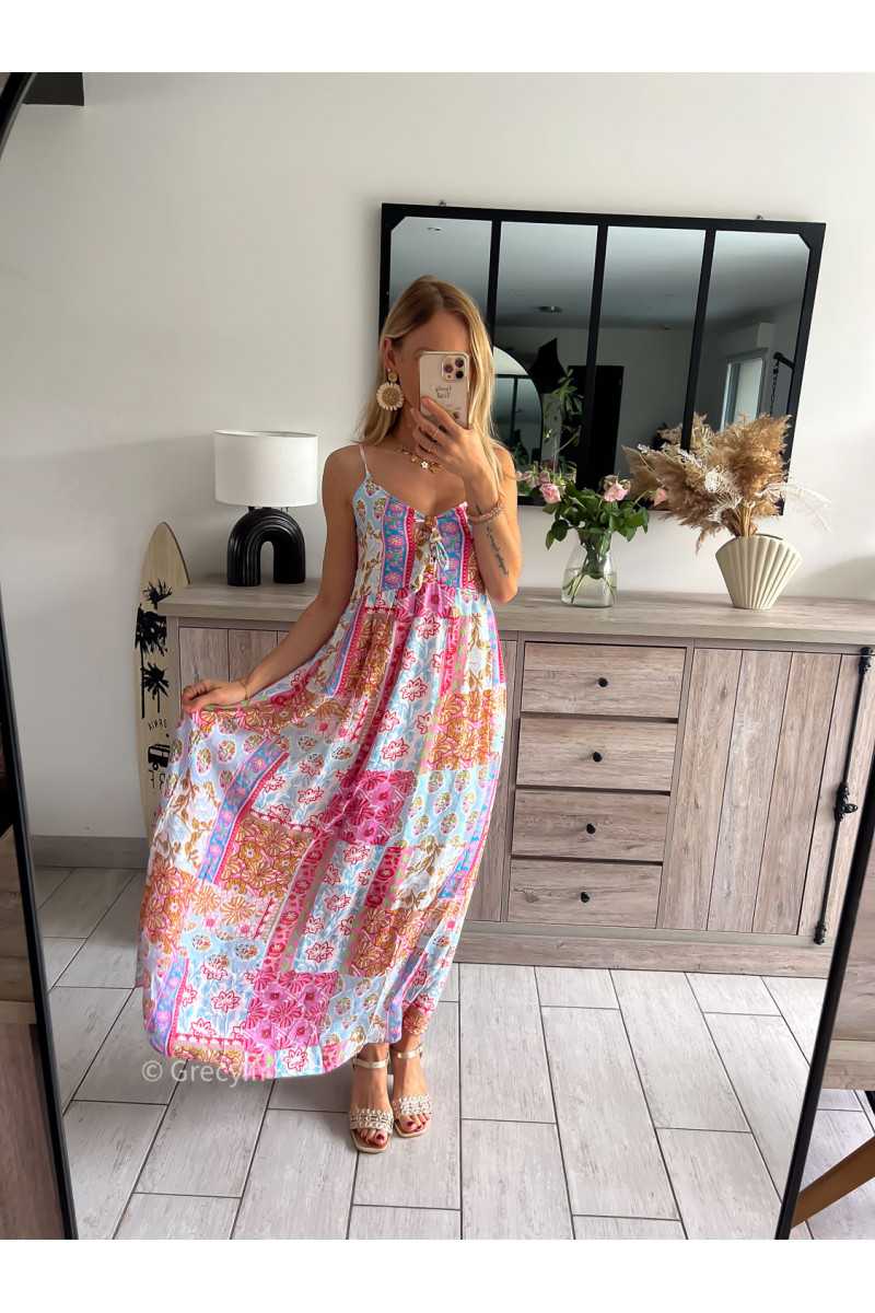 robe longue fleurie rose bleu bretelles grecy mode tendance look été 2024