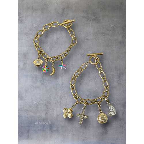 bracelet-grosse-maille-charms-assembles-dans-l-ordre-selectionne