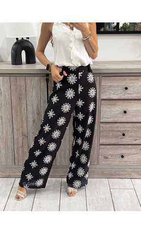 Pantalon noir broderie blanc mandala chic grecy look tendance mode