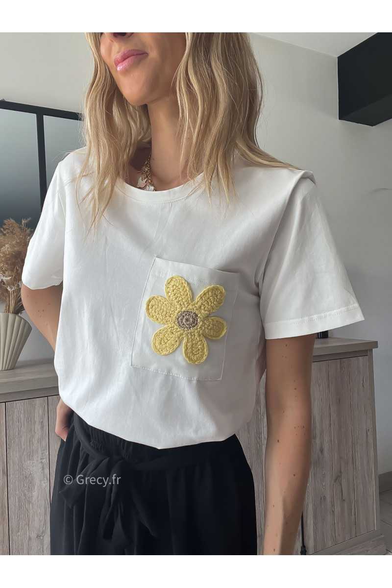 Tshirt fleur jaune brodée broderie grecy mode tendance outfit look