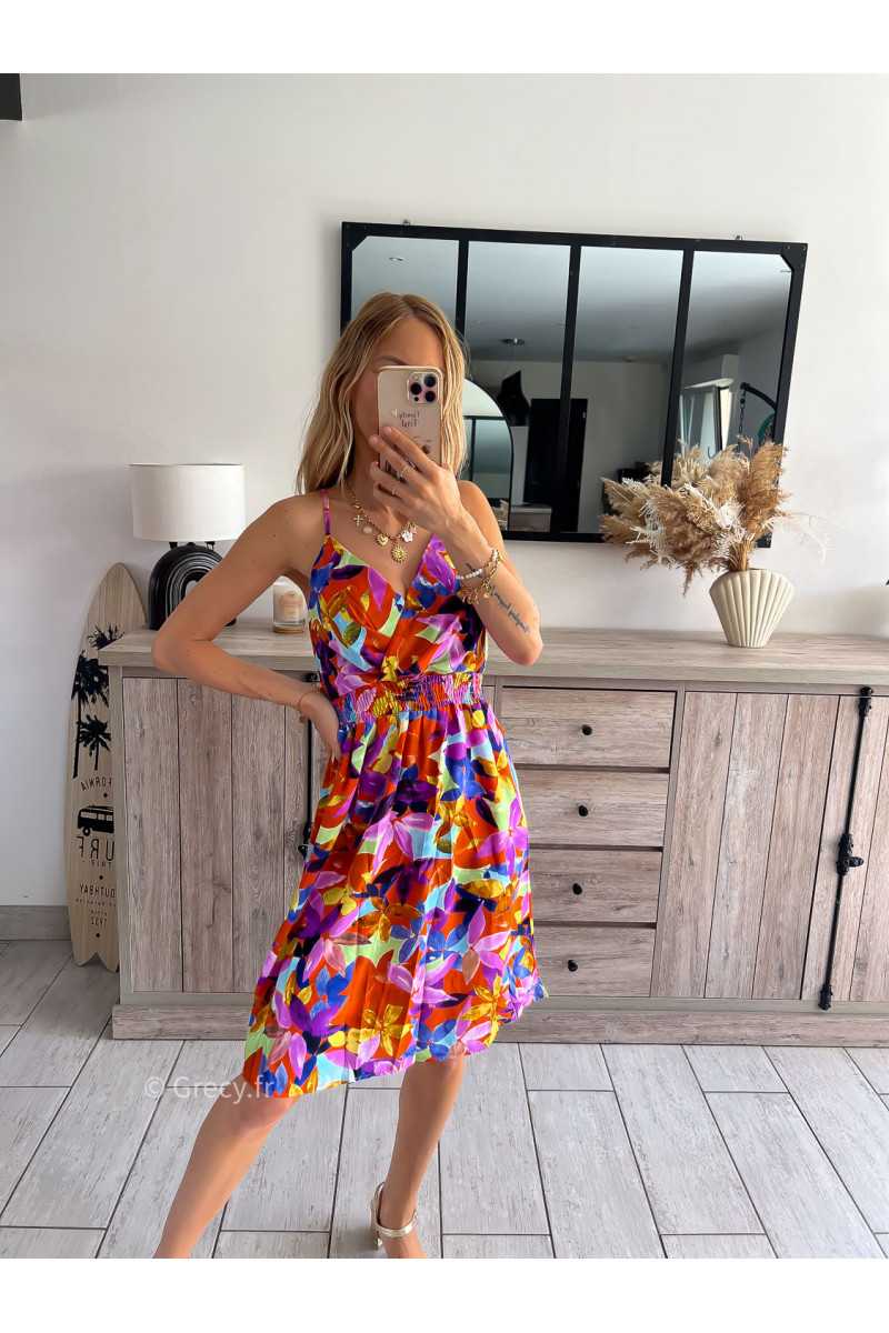 Robe courte colorée grecy mode tendance outfit look