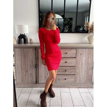 Robe pull Ambre rouge coupe droite et cintree Couleur rouge Taille S M