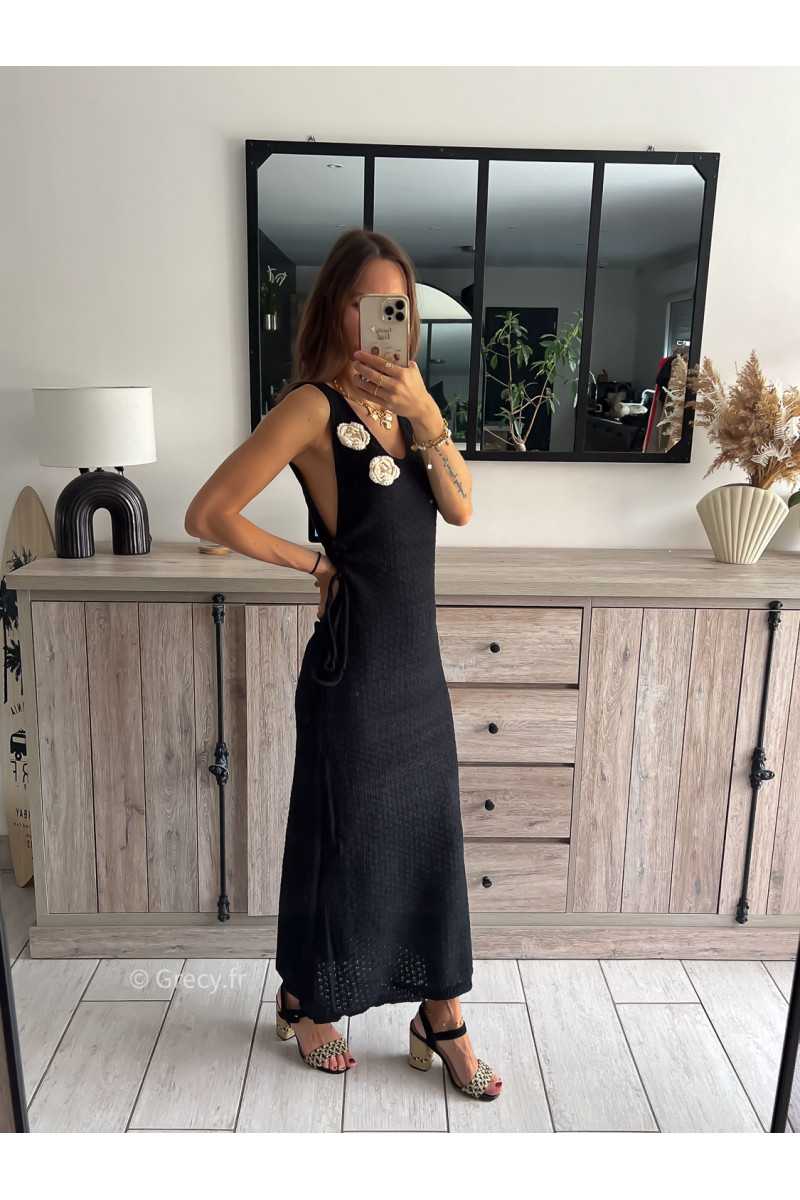 robe longue noire maille crochet roses relief fleurs plage chic tendance 2024 style mode ootd grecy