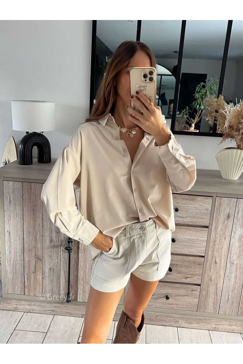 Chemise beige asymétrique satinée claire blanche écru chic grecy mode ootd tenue outfit look automne 2024