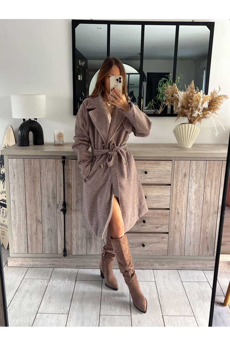 manteau long taupe marron chaud hiver ceinturé chic grecy mode ootd tenue outfit look automne 2024