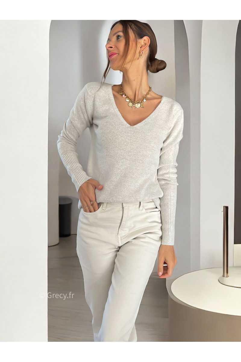 Pull beige col V basique automne hiver mode grecy tendance look