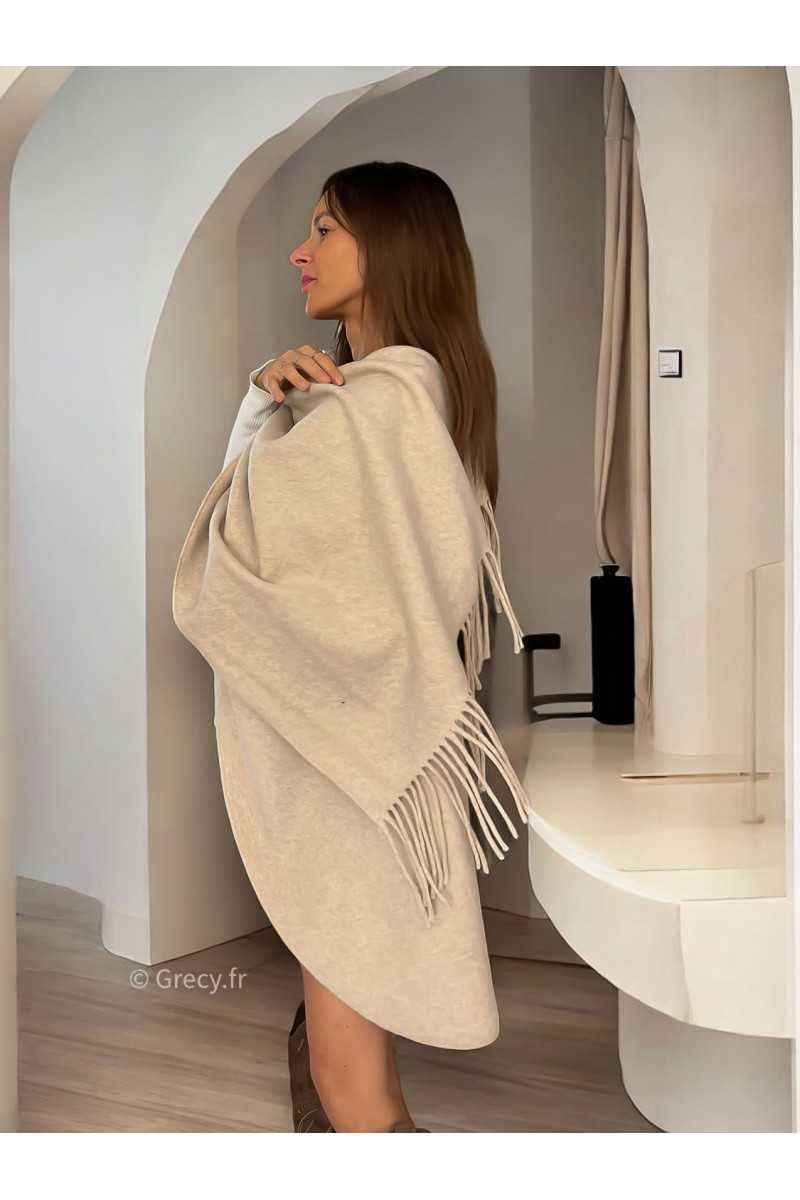 poncho laine franges beige tendance mode grecy look automne hiver 2024