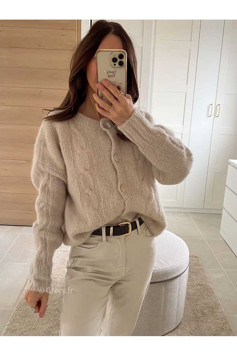 gilet cardigan maille torsadé beige mohair tendance mode grecy look automne hiver 2024