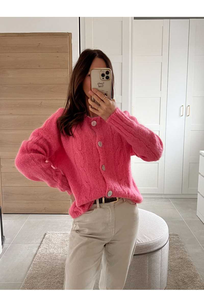 gilet cardigan maille torsadé rose mohair tendance mode grecy look automne hiver 2024