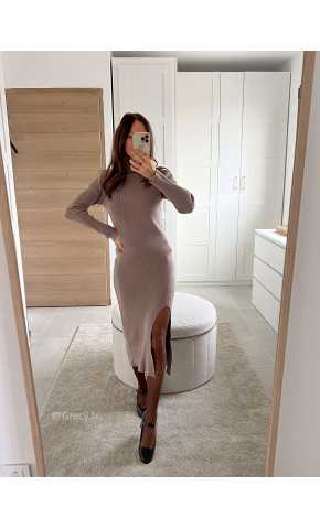 robe pull longue taupe fendue col roulé tendance mode grecy look automne hiver 2024