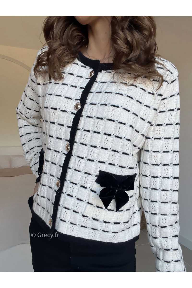 Cardigan noeuds poches blanc noir grecy look tendance 2025
