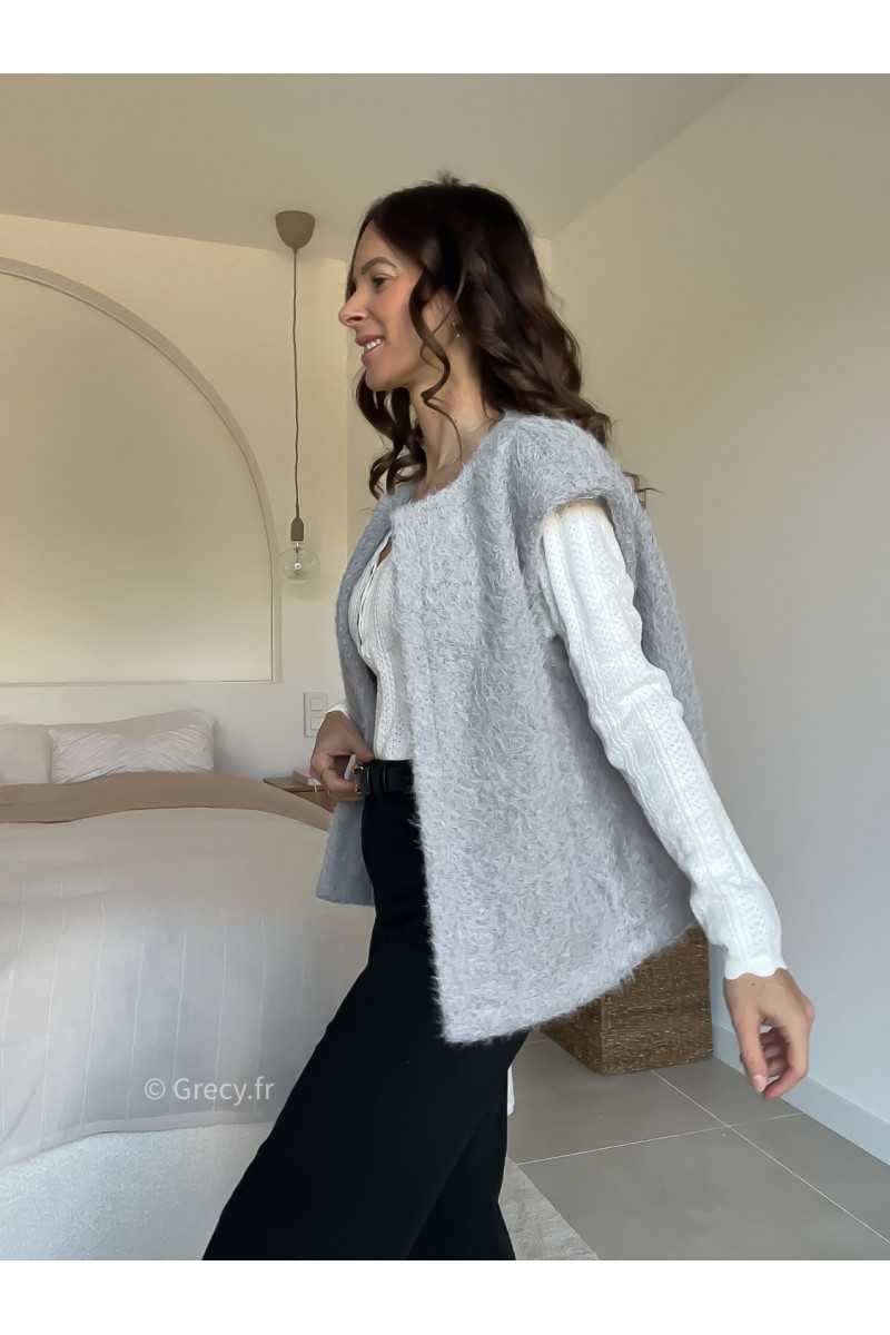 Gilet sans manches fausse fourrure gris clair grecy look tendance 2025