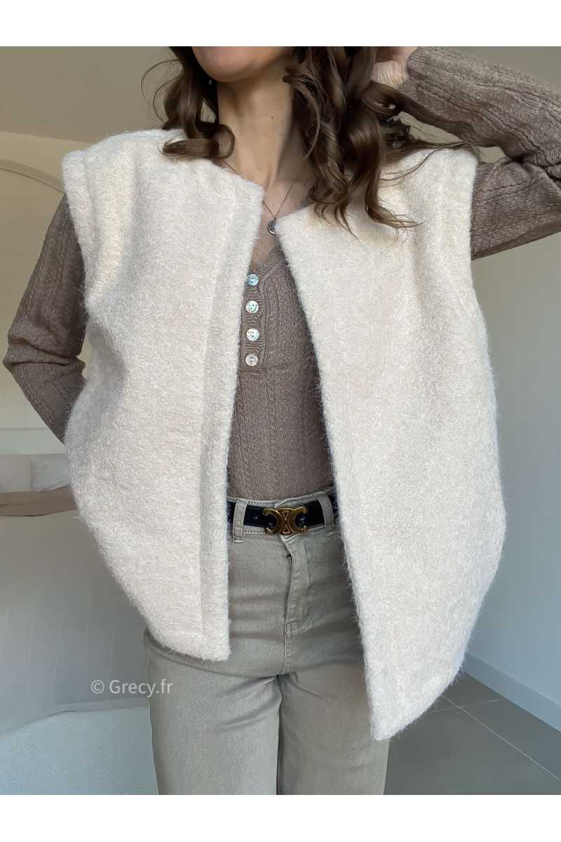 Gilet veste sans manches fausse fourrure beige clair grecy look tendance 2025