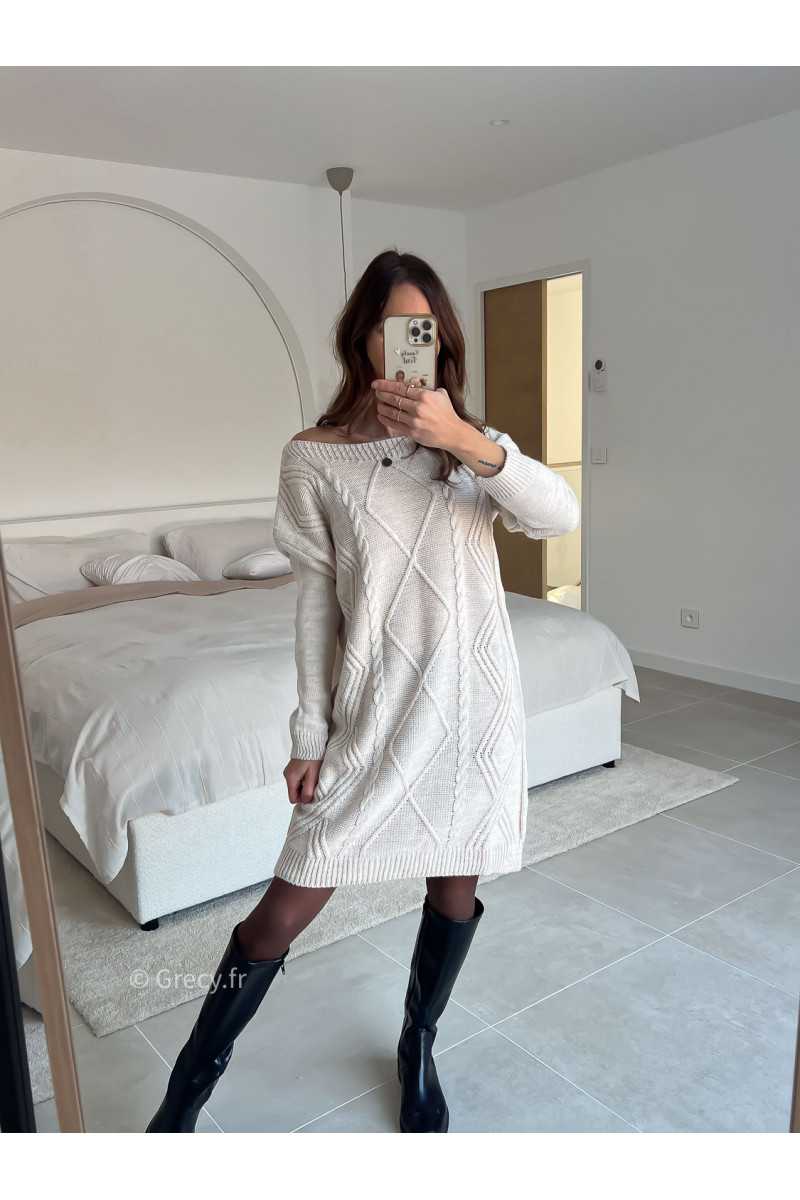 Robe pull beige maille torsadée hiver mode tendance 2025 grecy