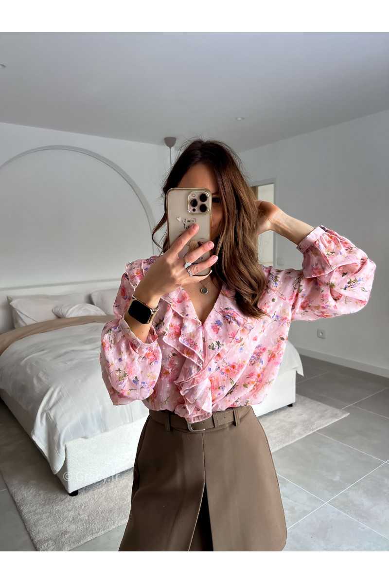 blouse rose fleurie légère volants fluide printemps mode tendance 2025 grecy
