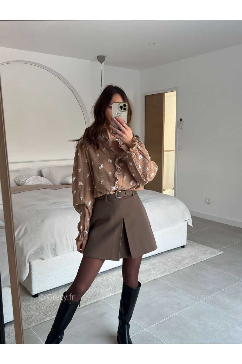 Blouse marron clair broderies volants fluide printemps mode tendance 2025 grecy