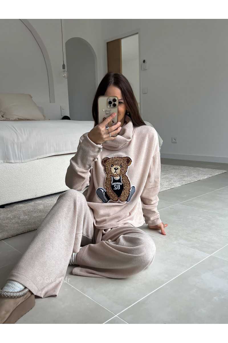 Ensemble Teddy beige pull ours ourson pantalon look ootd outfit mode tendance grecy