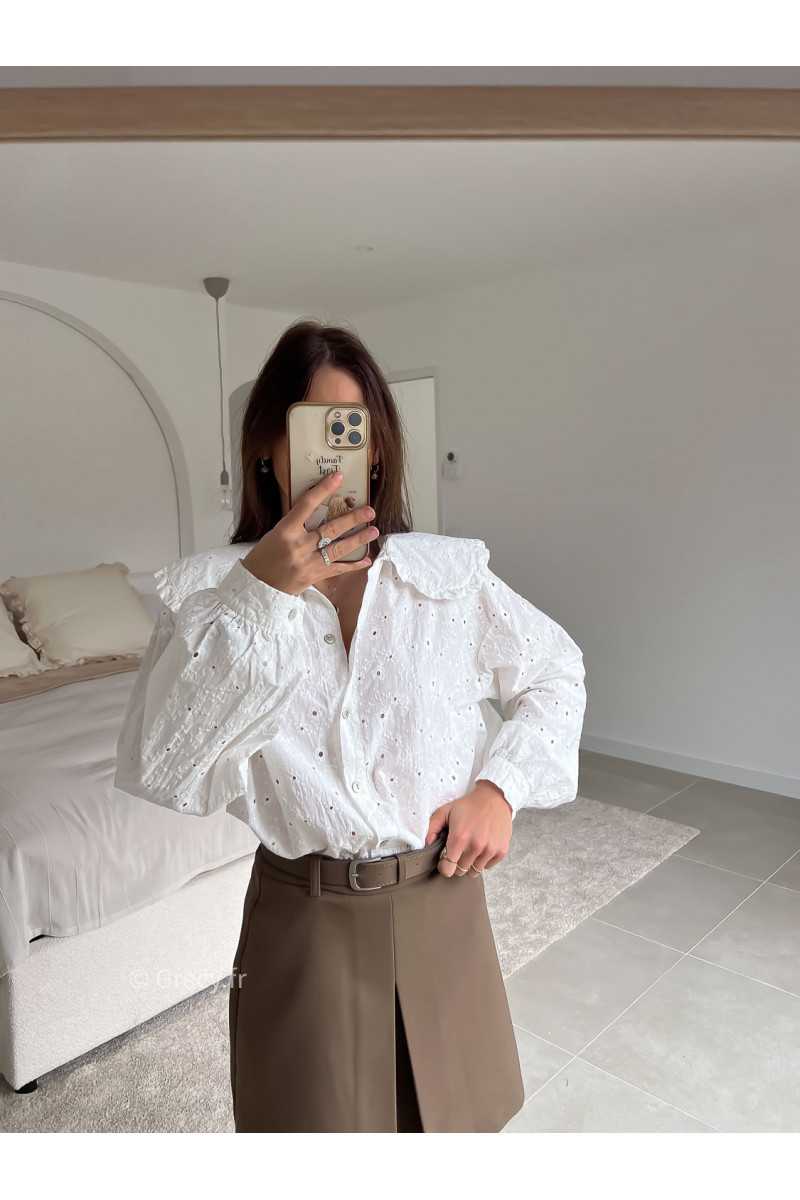 Chemise broderies anglaises col Claudine manches longues look ootd outfit mode tendance grecy