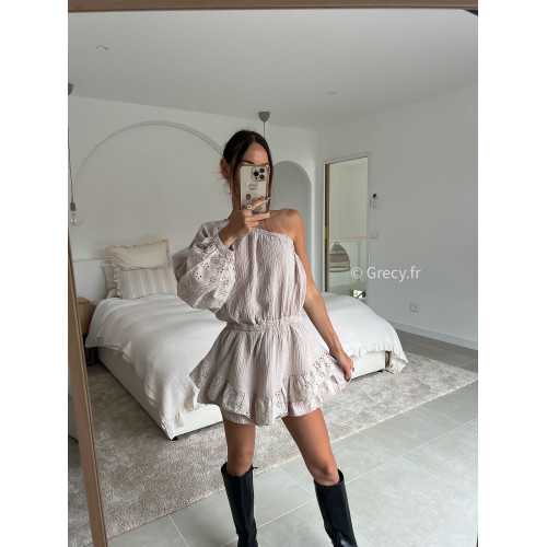 Combishort asymétrique beige gaze coton une manche broderie anglaise printemps été grecy mode look