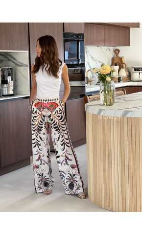 Pantalon fluide exotique large élastique motifs grecy mode look printemps été 2025 tendance