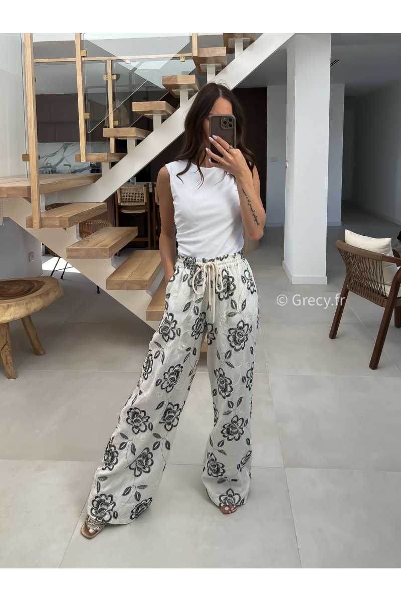 Pantalon lin fleuri broderie grecy mode look printemps été 2025 tendance