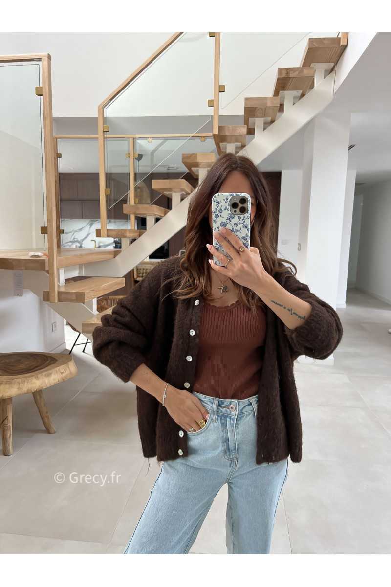 gilet laine marron chocolat col rond boutons mode tendance look ootd grecy