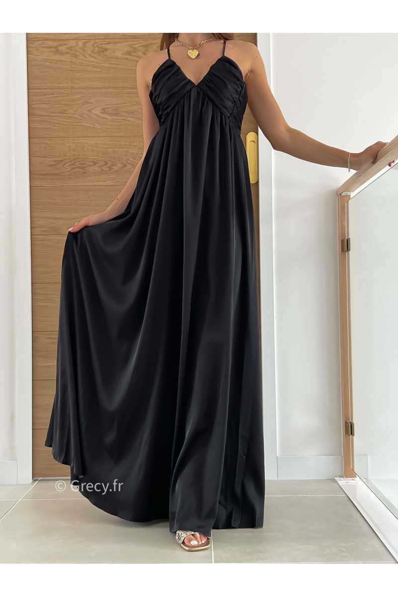 Robe longue satinée noire cérémonie mariage grecy mode look printemps été 2025