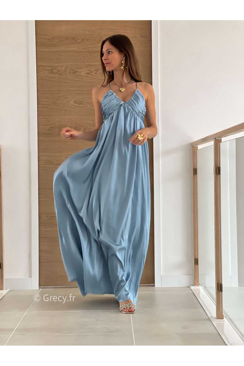 Robe longue satinée bleue cérémonie mariage grecy mode look printemps été 2025