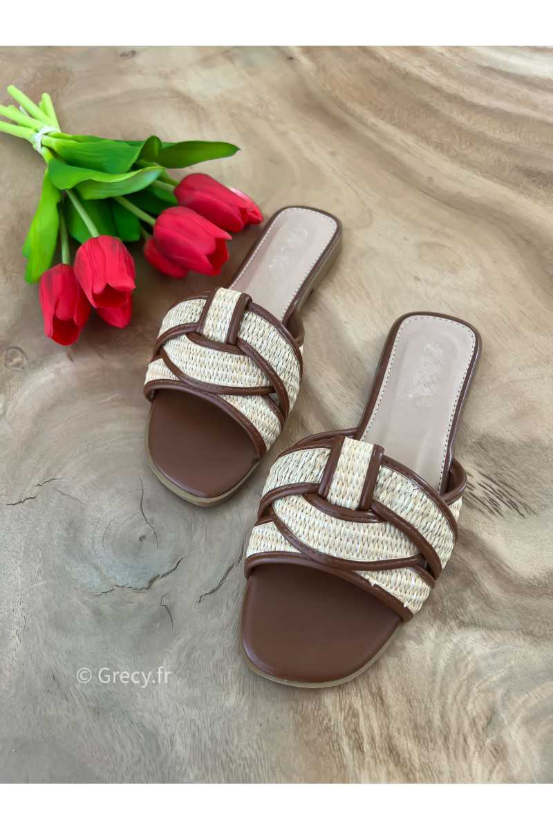 Sandales plates croisées raphia marron été 2025 mode tendance grecy