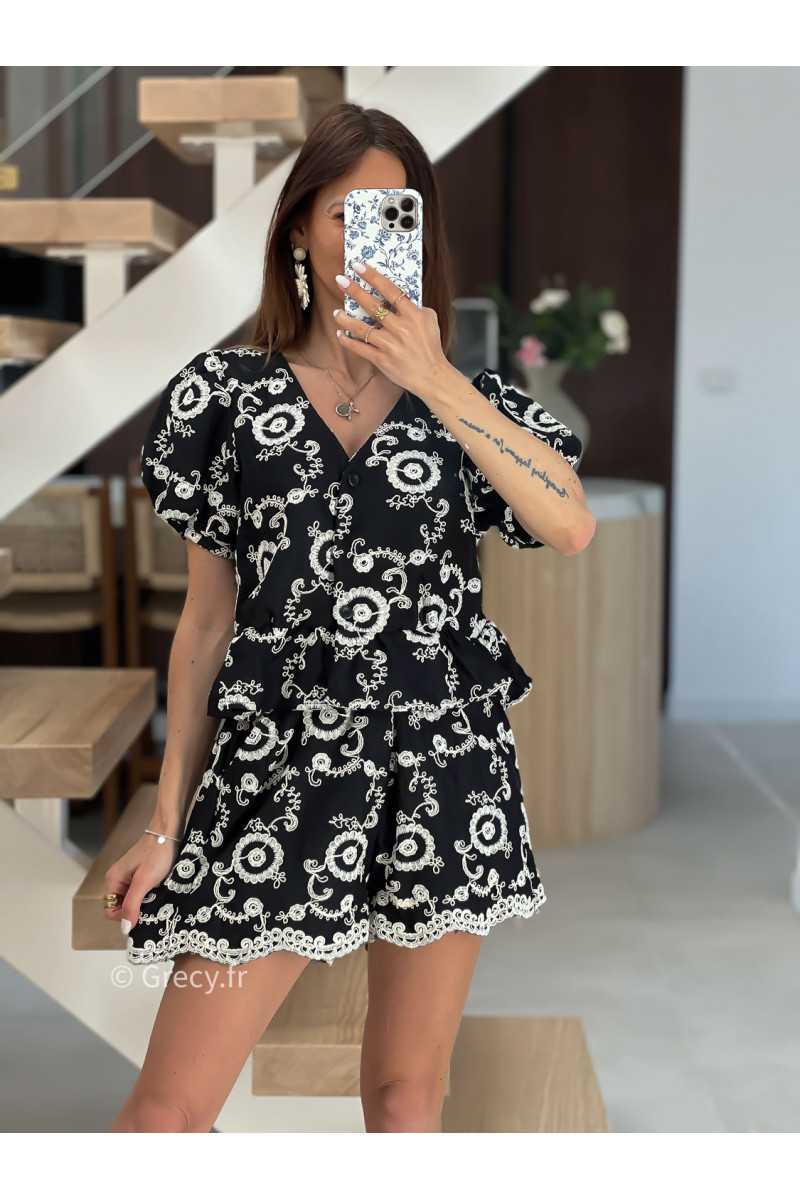 Ensemble broderies noir short et chemisier mode tendance printemps été 2025 grecy chic élégant