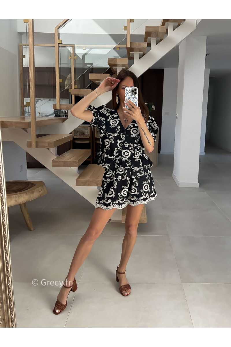 Ensemble broderies noir short et chemisier mode tendance printemps été 2025 grecy chic élégant