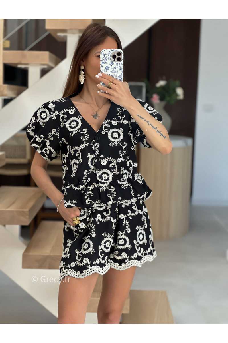 Ensemble broderies noir short et chemisier mode tendance printemps été 2025 grecy chic élégant