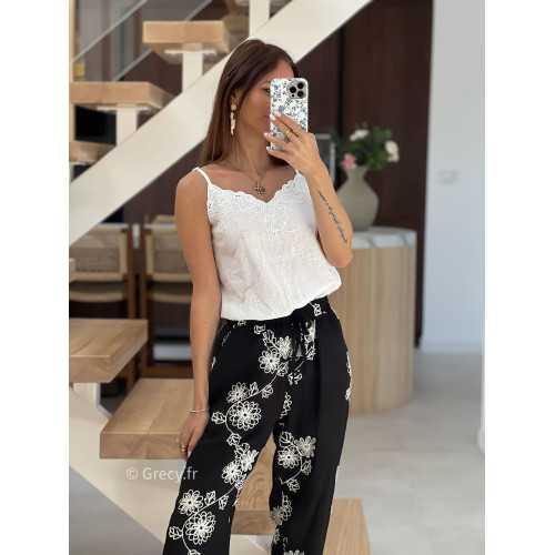 Débardeur broderies blanc mode tendance printemps été 2025 grecy chic élégant