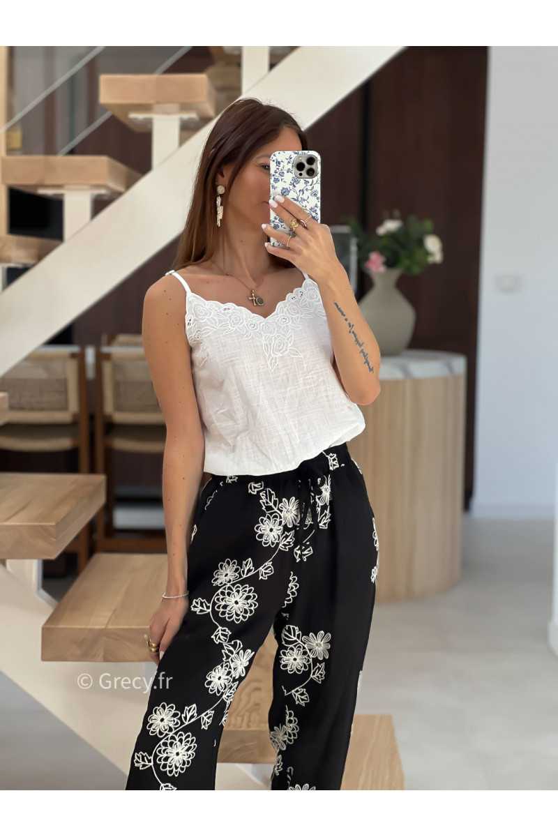 Débardeur broderies blanc mode tendance printemps été 2025 grecy chic élégant