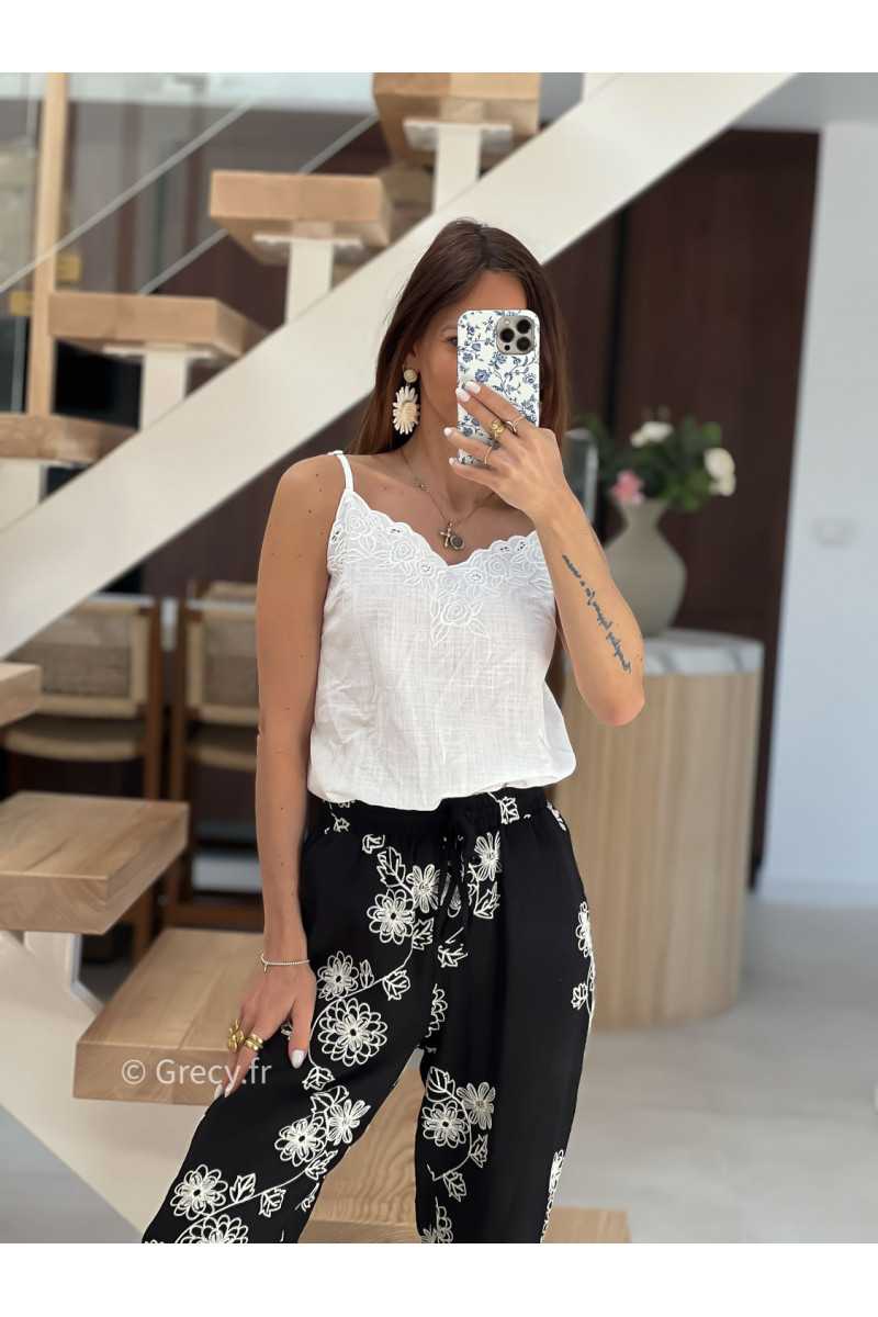 Débardeur broderies blanc mode tendance printemps été 2025 grecy chic élégant