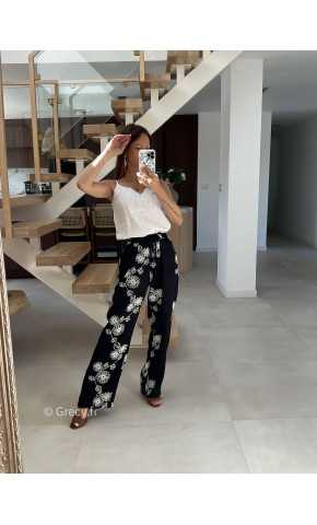 Pantalon fluide noir broderies mode tendance printemps été 2025 grecy chic élégant