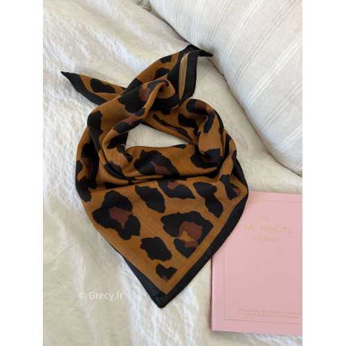 Foulard léopard
